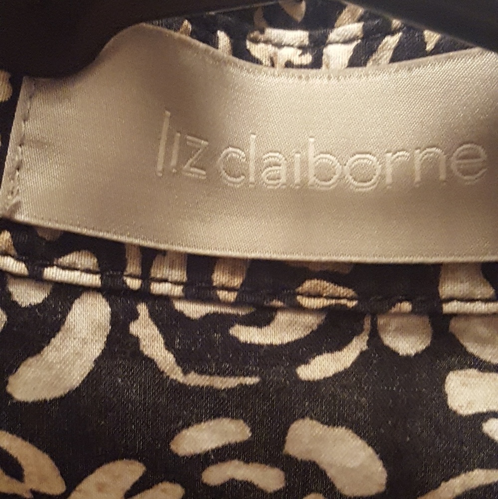 XS.Liz.Claiborne button up dress shirt